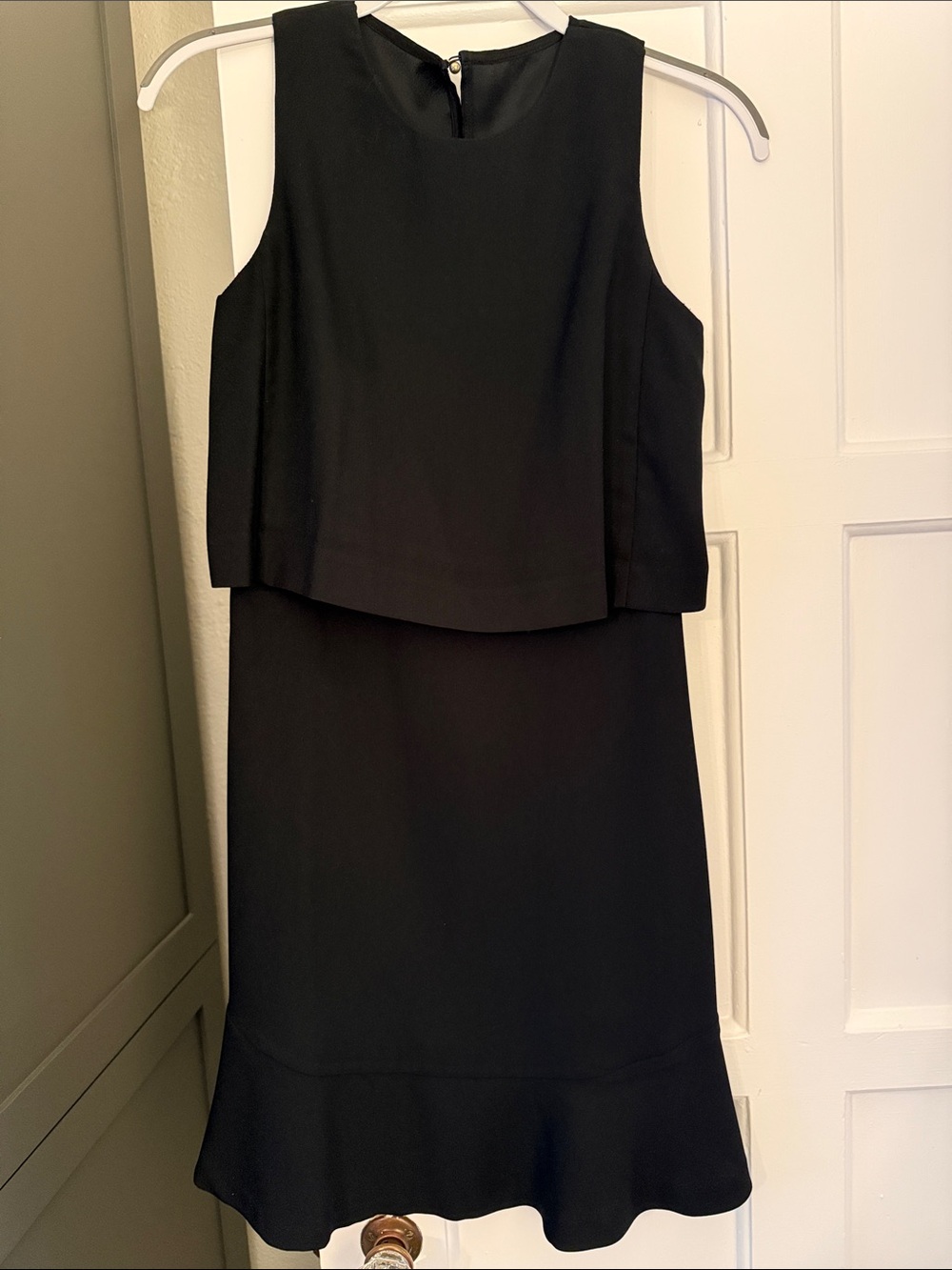 Banana Republic Black Sleeveless Midi Dress